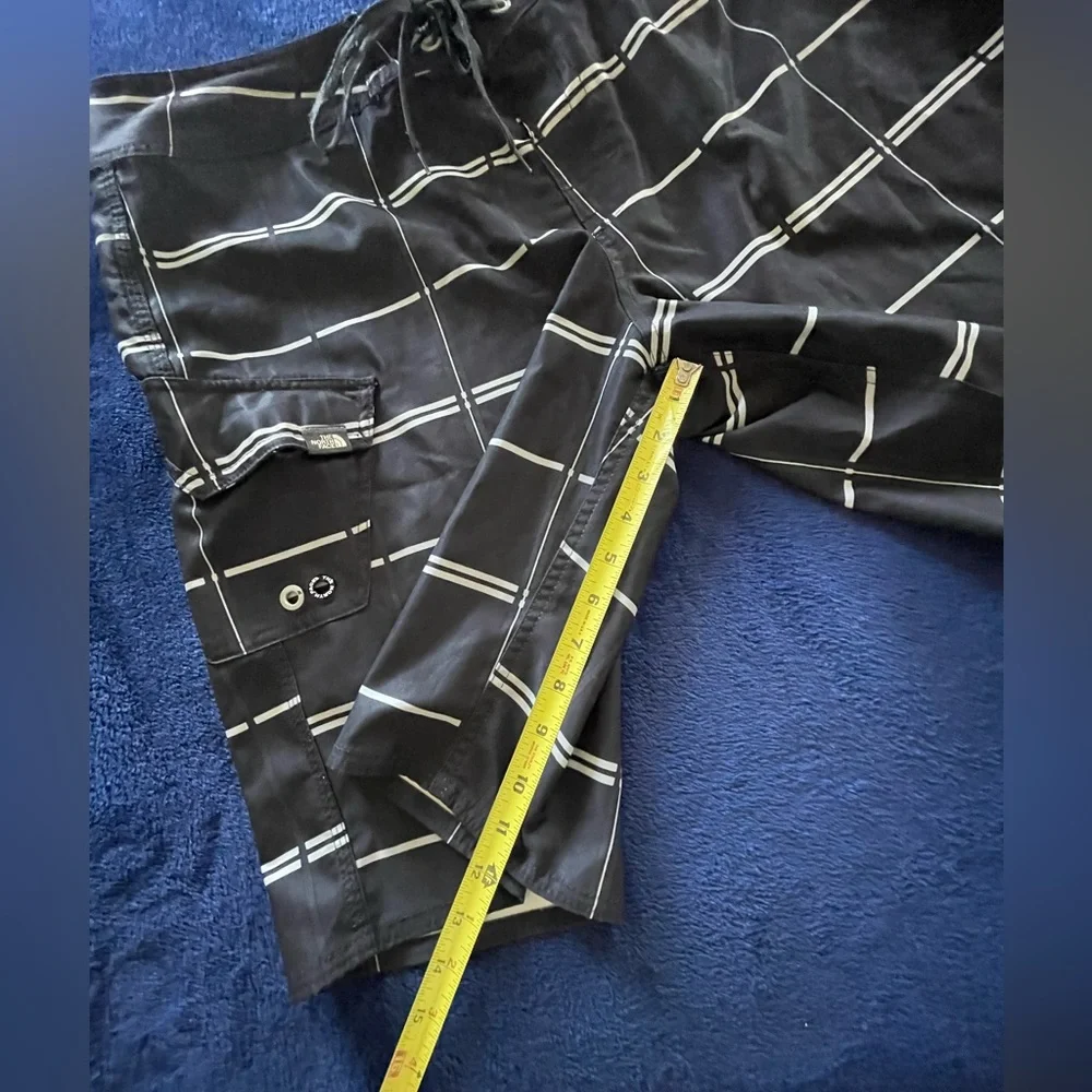 The North Face Mens Swim Trunks‎ Black White Plaid Drawstring Size 38